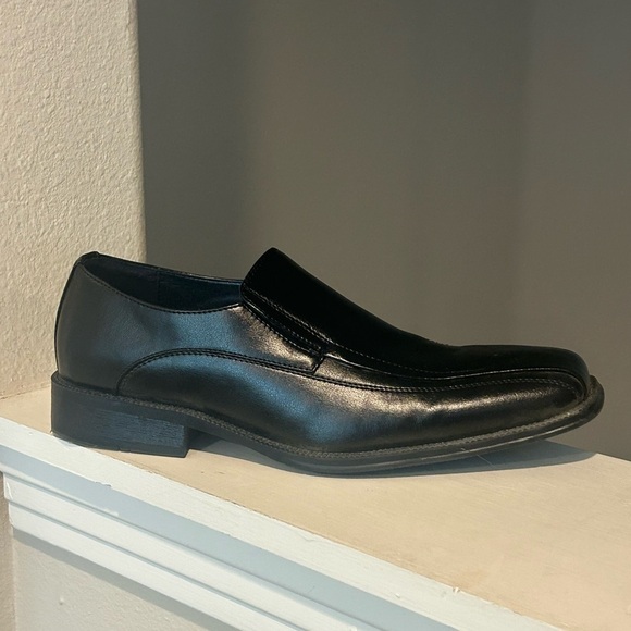 J. Ferrar Black Leather Slip-On Dress Shoes Men’s 9.5M (014-2904) JF DASH - Picture 2 of 10